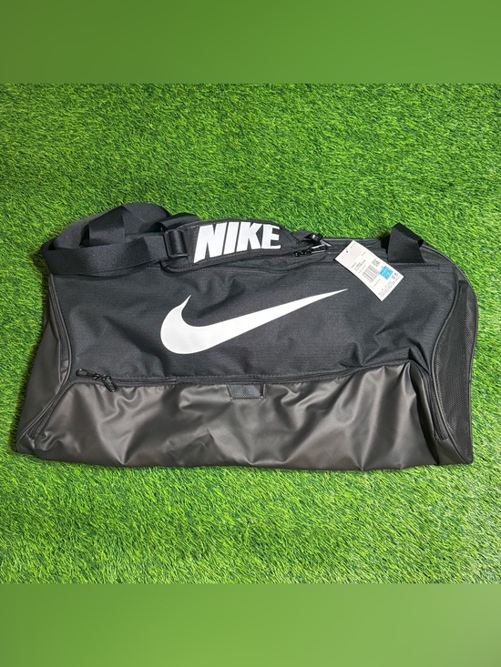 Nike Other - Nike Brasilia 9.0 Duffel Bag LG
95L Travel Gym